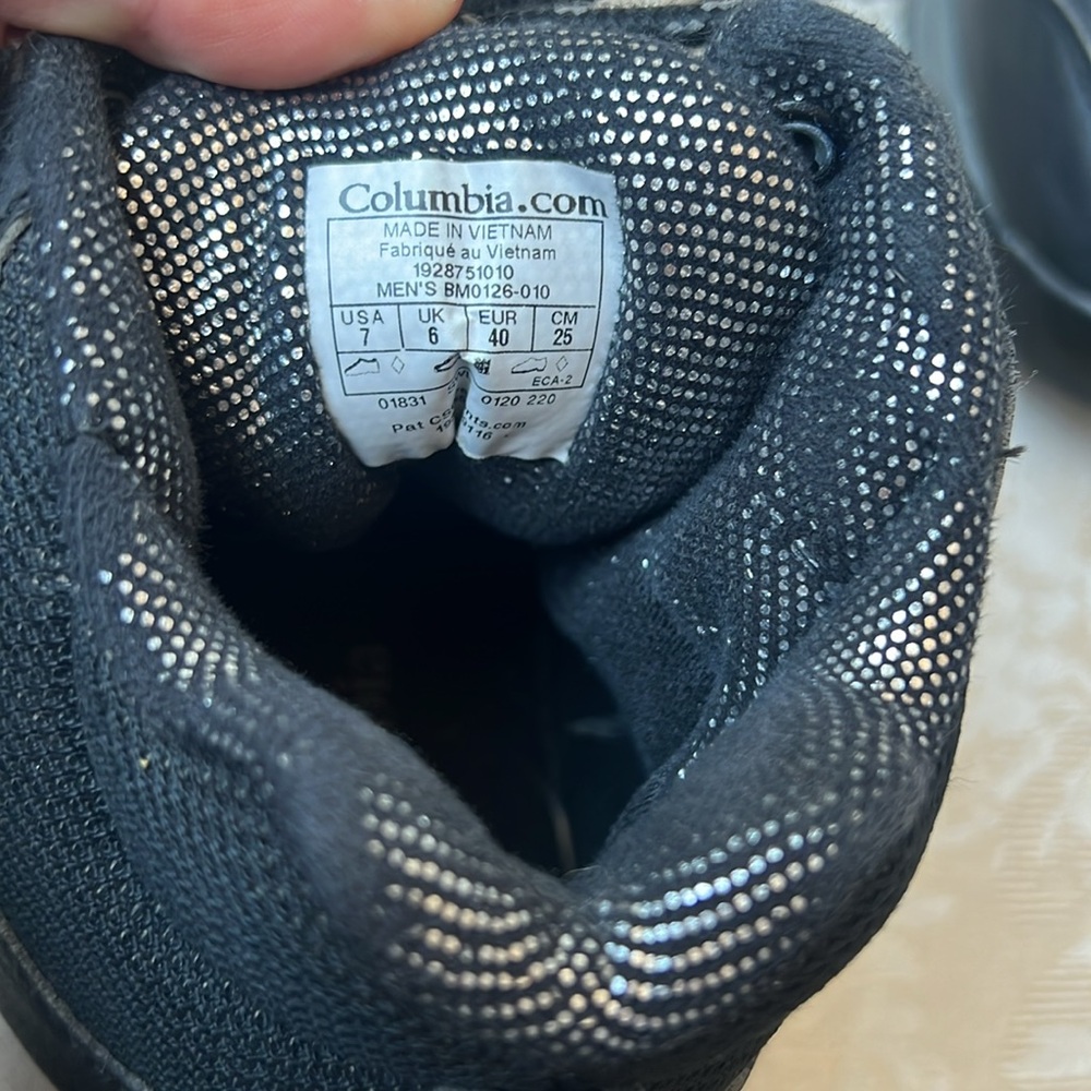 Columbia Techlite Waterproof Hiking Boots - Picture 11 of 11